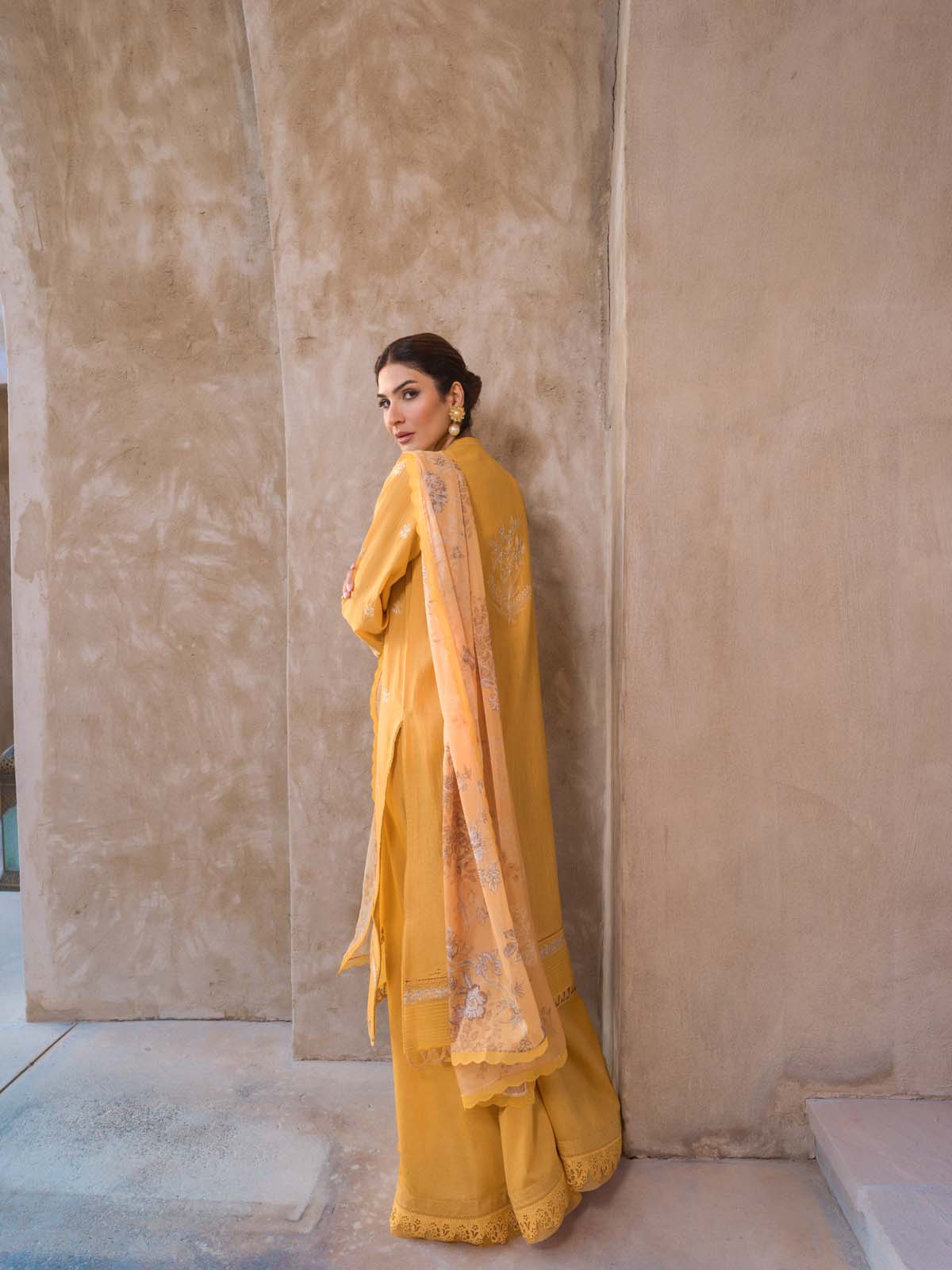 Sahar | Mirage Spring Luxury 24 | Slub Lawn 3 Piece (Embroidered) - Riwayat-e-Khas