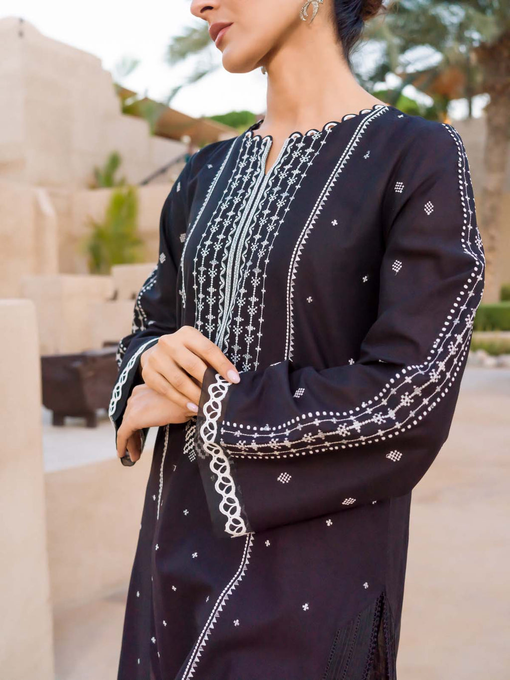 Sahar | Mirage Spring Luxury 24 | Chikankari 3 Piece - Riwayat-e-Khas