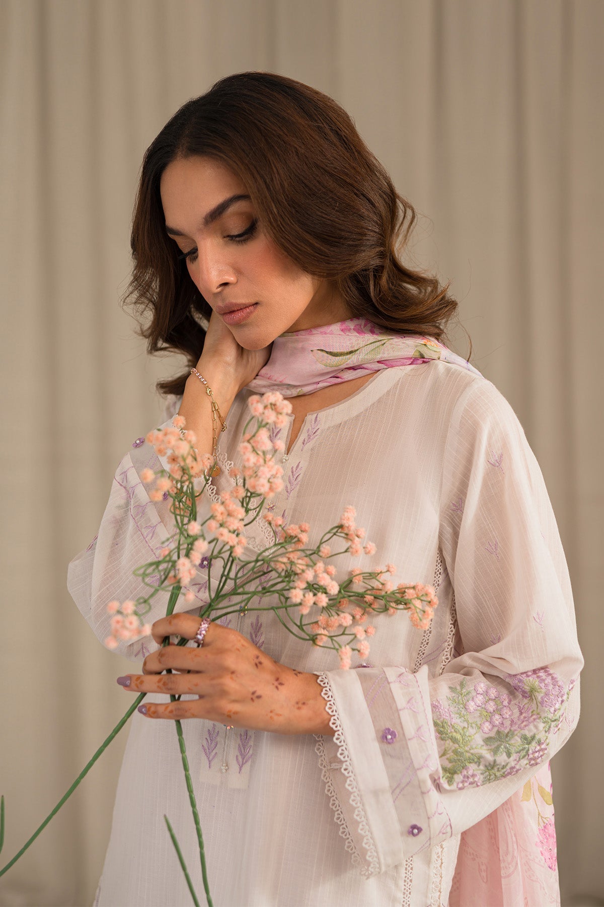 Sahar | Mirage Spring Luxury 24 | Slub Lawn 3 Piece (Embroidered) - Riwayat-e-Khas