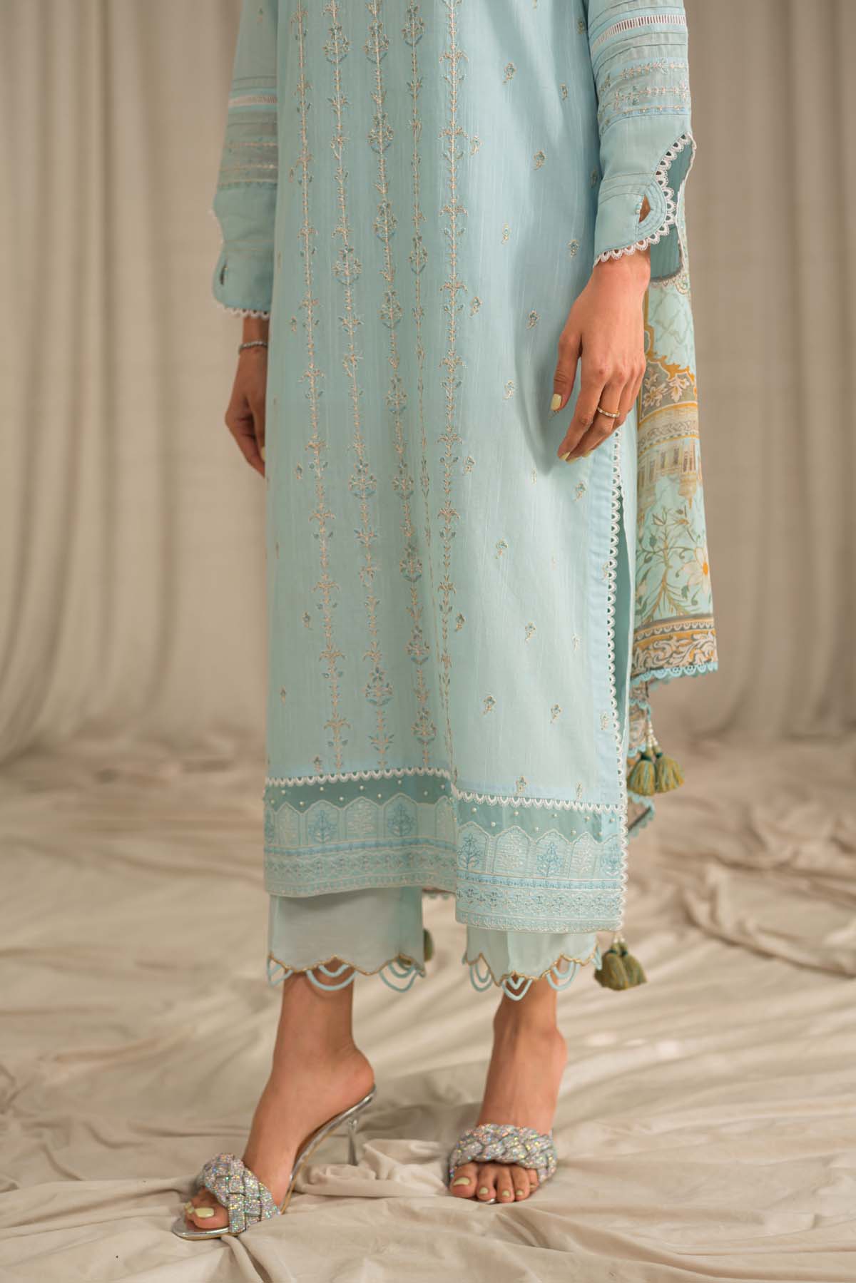 Sahar | Mirage Spring Luxury 24 | Slub Lawn 3 Piece (Embroidered) - Riwayat-e-Khas