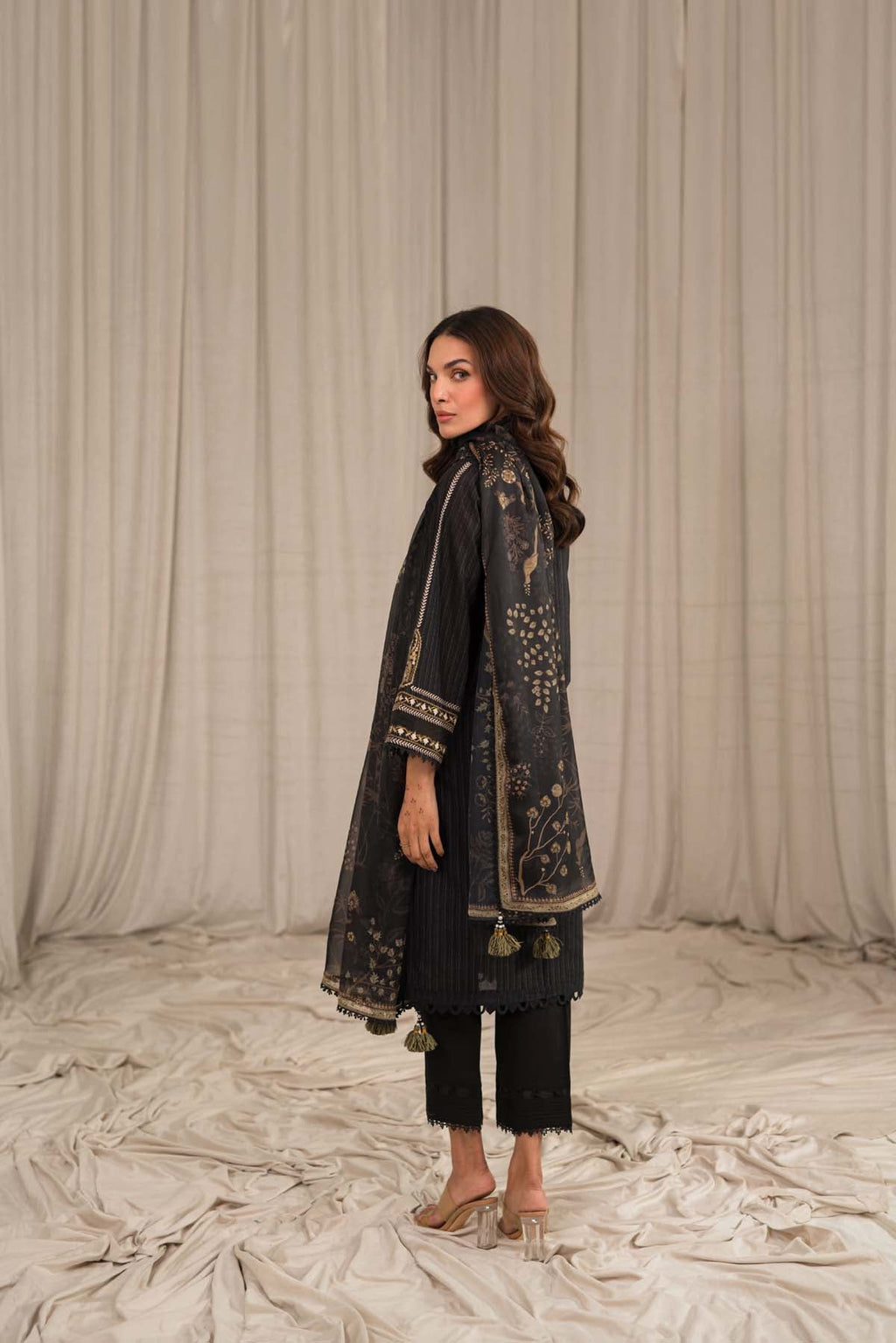 Sahar | Mirage Spring Luxury 24 | Textured Lawn 3 Piece (Embroidered) - Riwayat-e-Khas