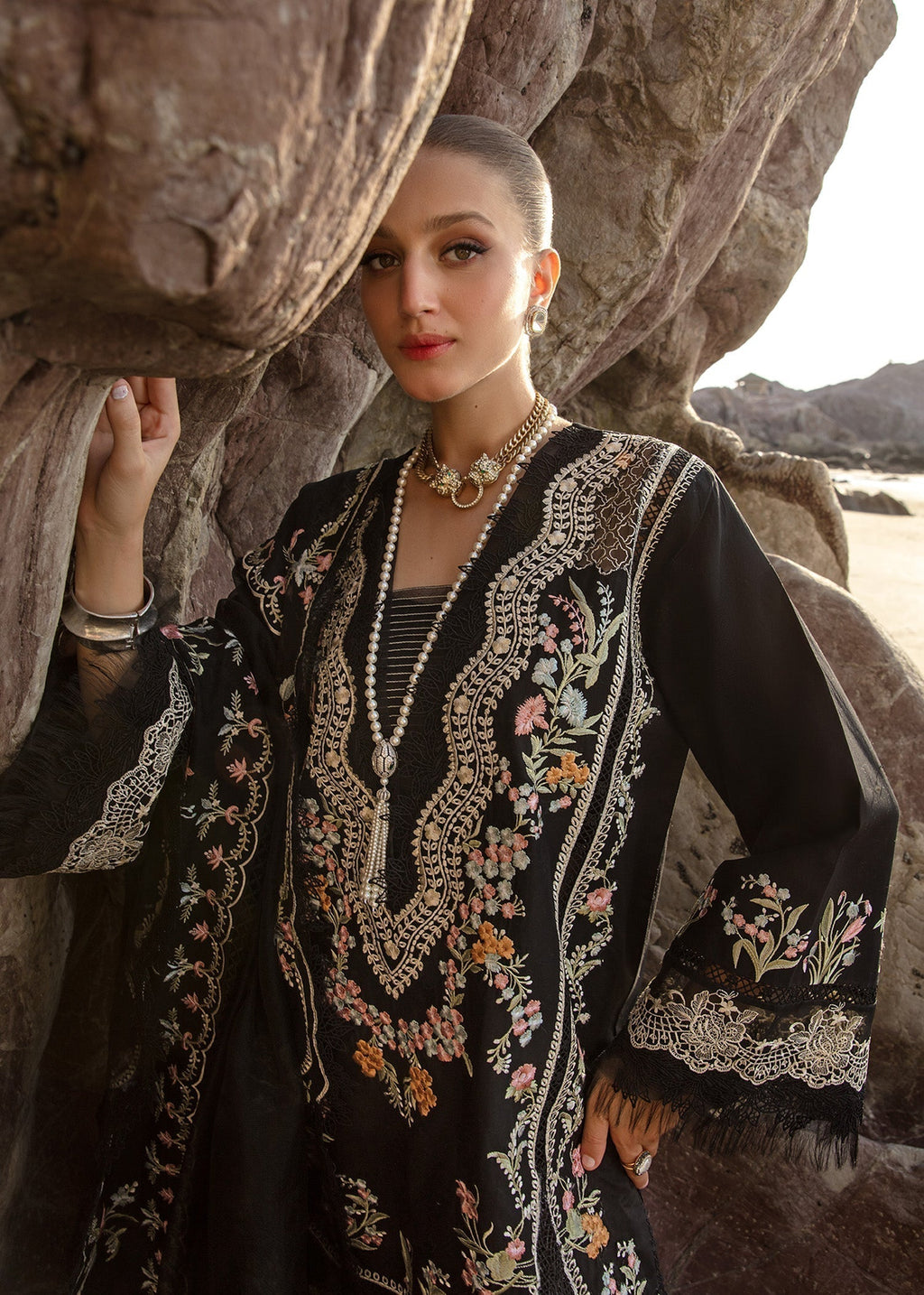Crimson | Lawn 24 | Lolita - Onyx - House Of Anaya