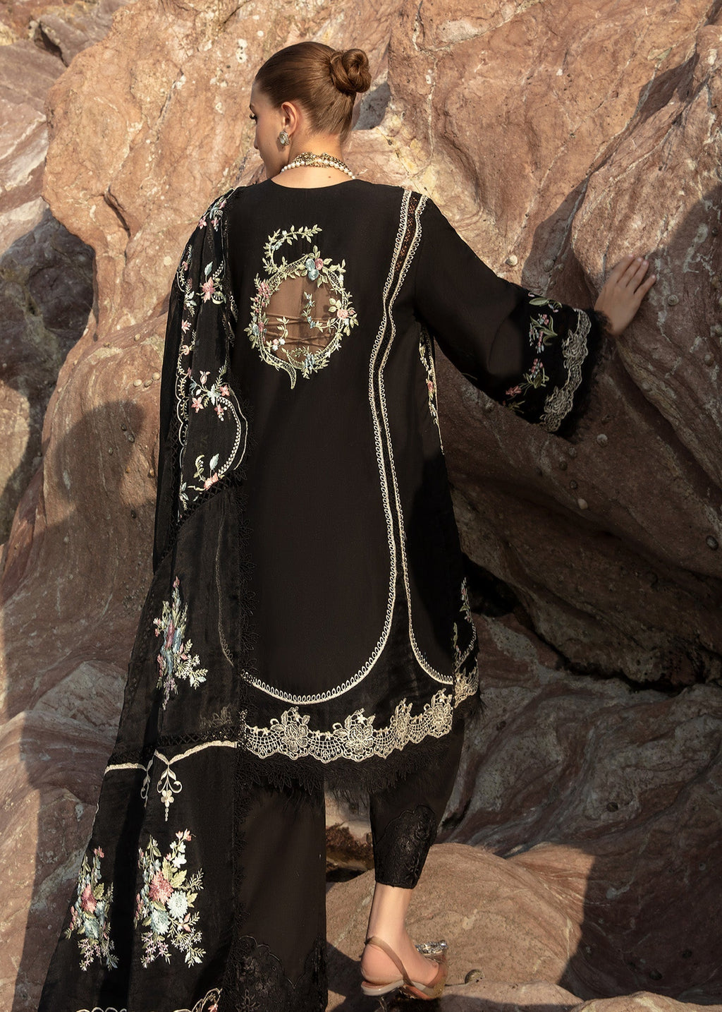 Crimson | Lawn 24 | Lolita - Onyx - House Of Anaya