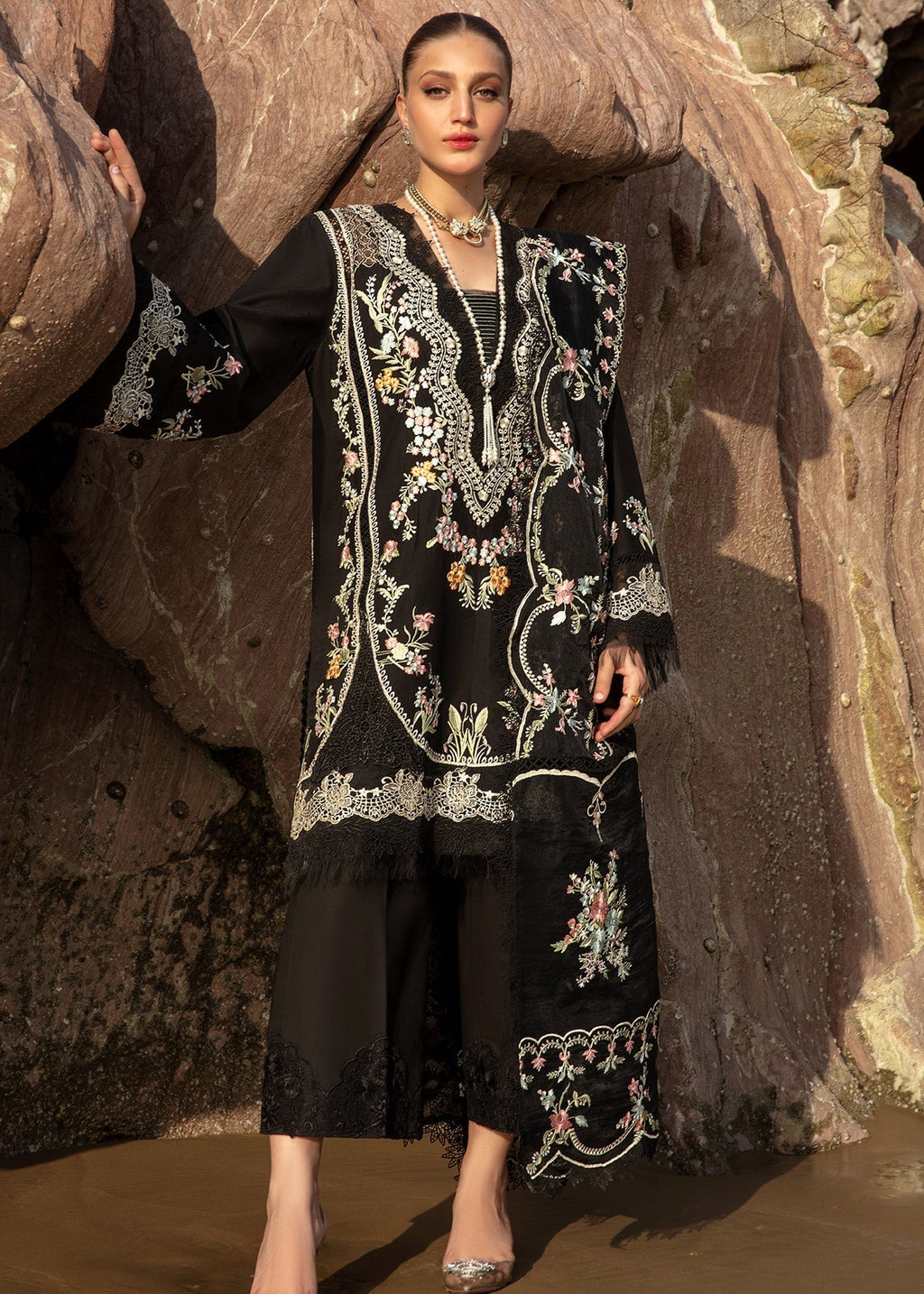 Crimson | Lawn 24 | Lolita - Onyx - House Of Anaya