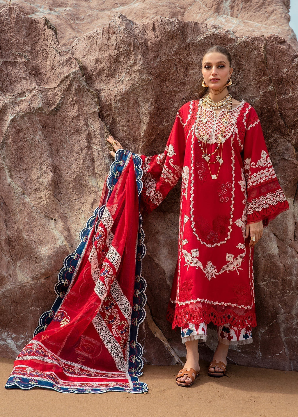 Crimson | Lawn 24 | Stars of Fire - Flame red - House Of Anaya