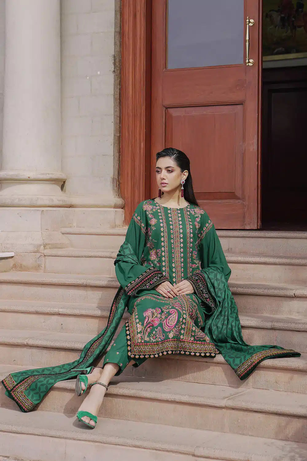 Saira Rizwan | Winter 23 | ISMAT SR-01 - House Of Anaya