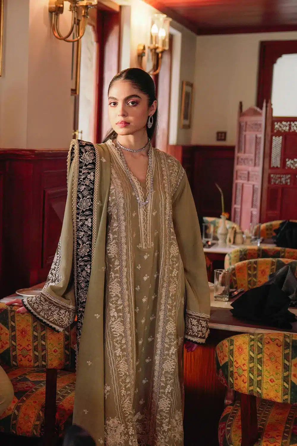 Saira Rizwan | Winter 23 | LAMISA SR-04 - House Of Anaya