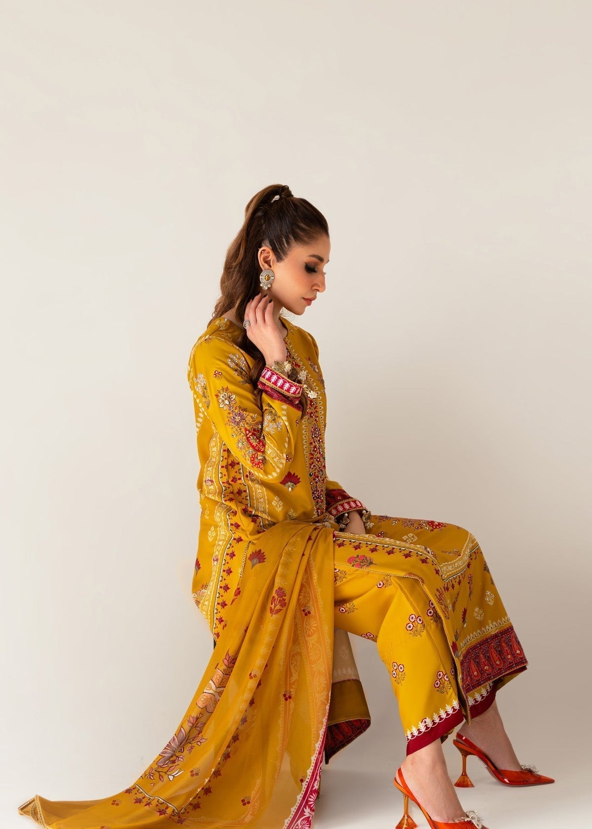 Sammy K | Bahar Formals | Marigold - Riwayat-e-Khas