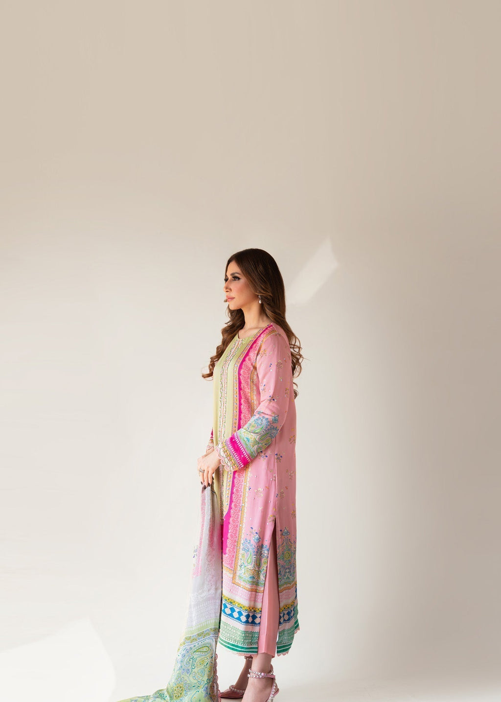 Sammy K | Bahar Formals | NILOFER - Riwayat-e-Khas