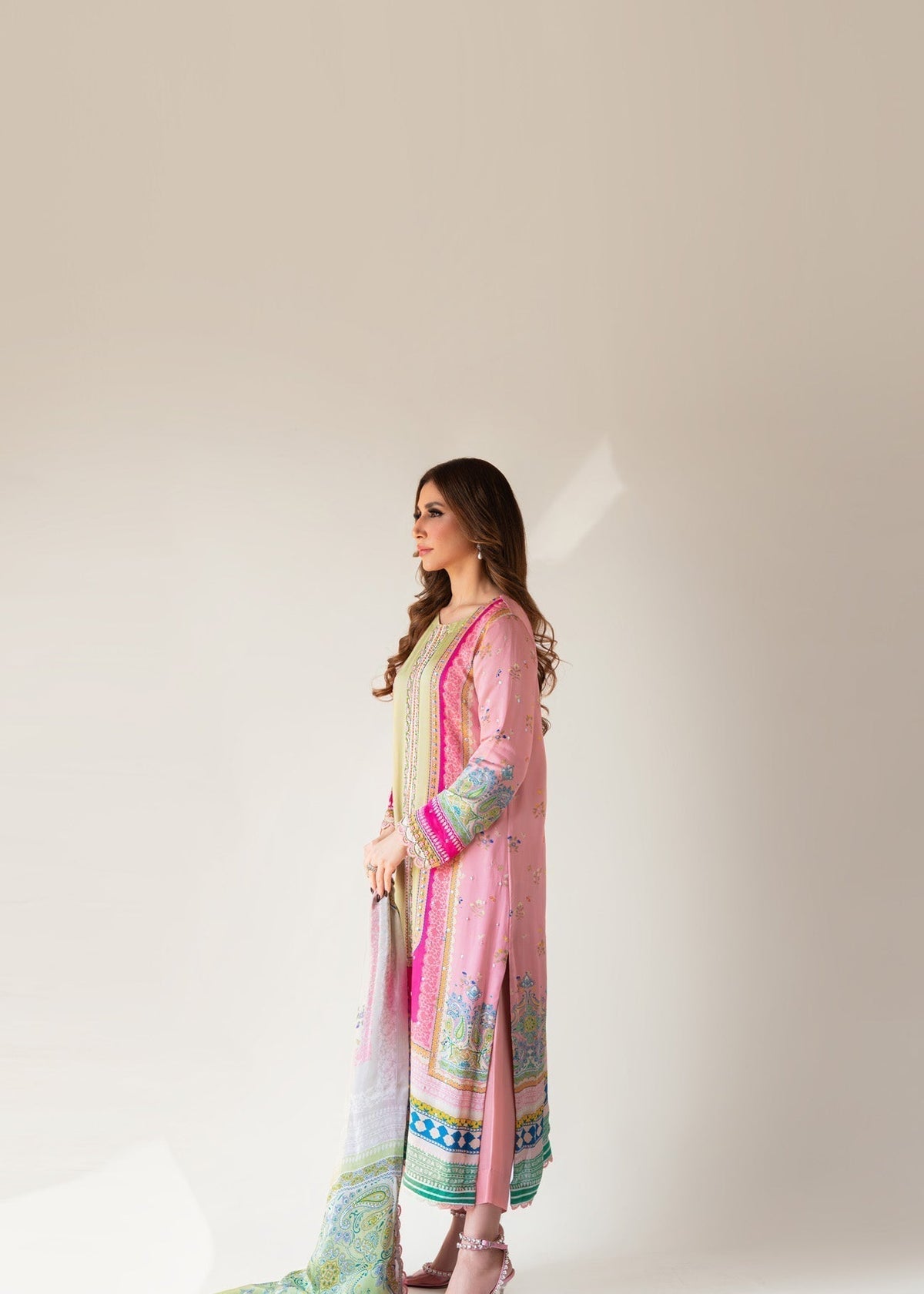 Sammy K | Bahar Formals | NILOFER - Riwayat-e-Khas