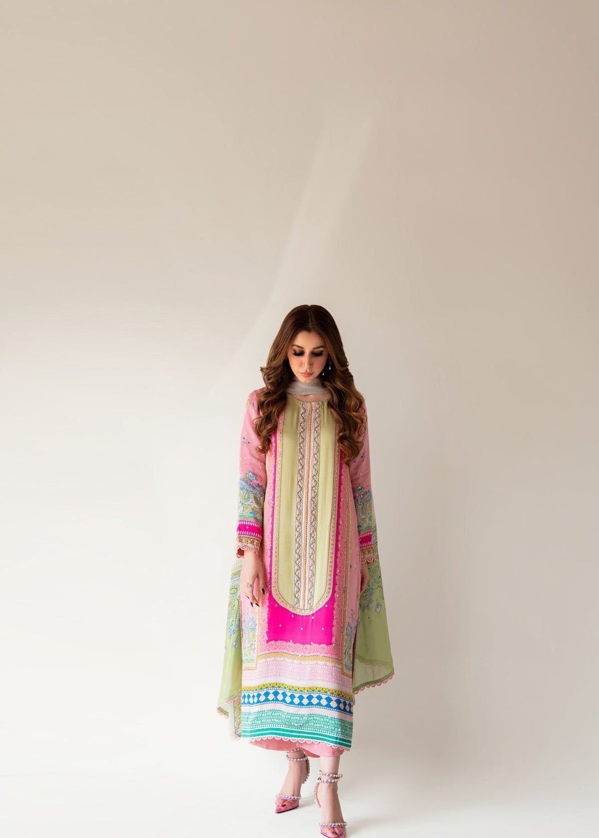 Sammy K | Bahar Formals | NILOFER - Riwayat-e-Khas