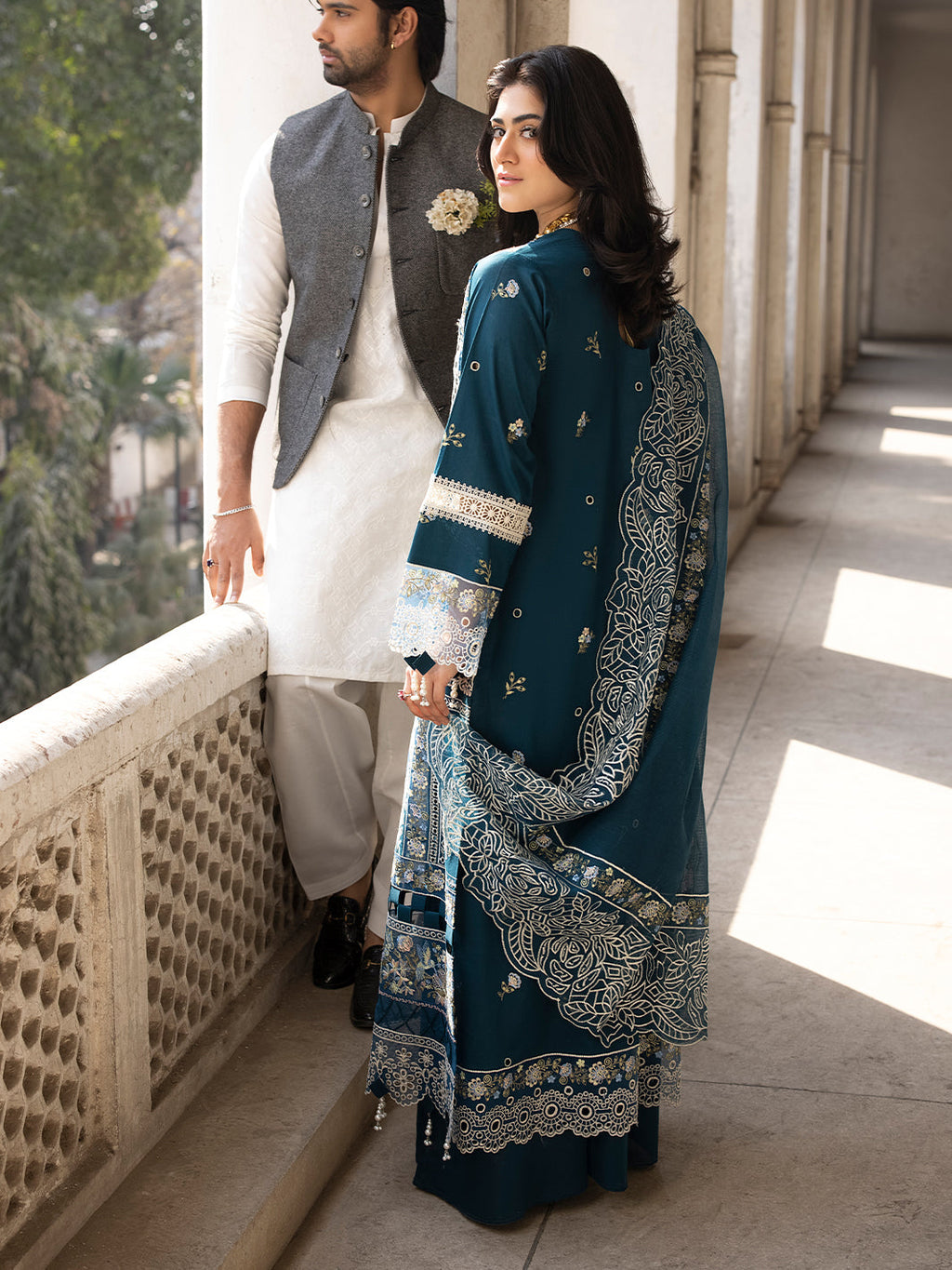Mahnur | Mahrukh Luxury Lawn 24 | SERENE - Riwayat-e-Khas