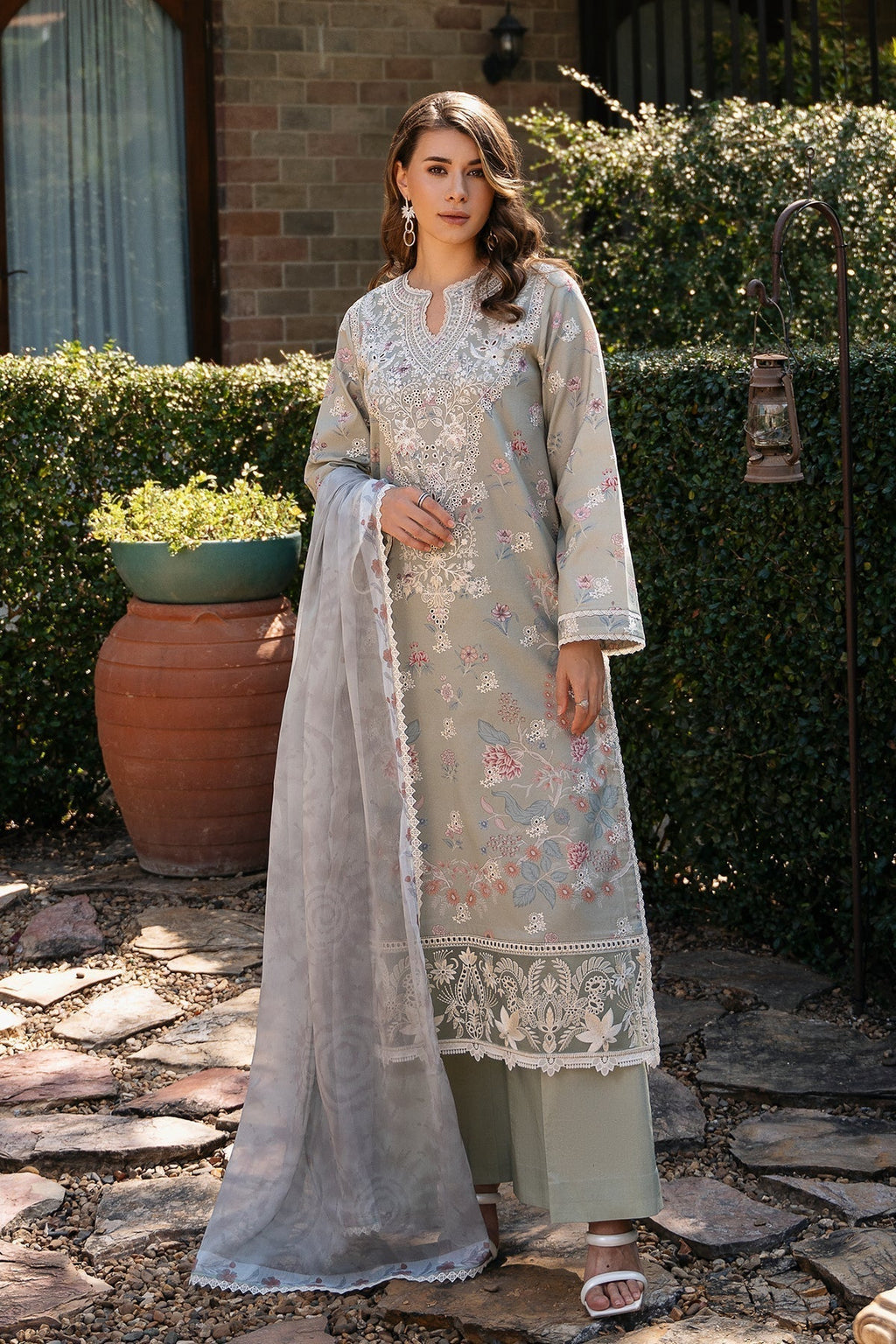 Afrozeh | Damask The Holiday Edit '25 | Maelis A