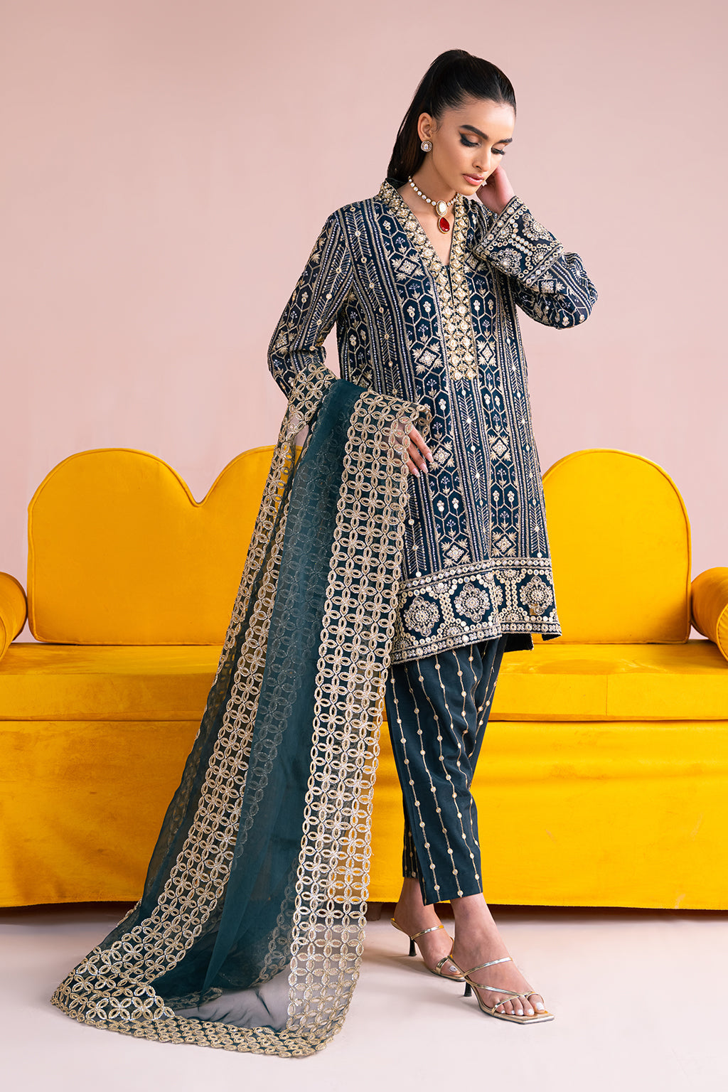 Vanya | Fareesha Formals | FR-04 - Riwayat-e-Khas