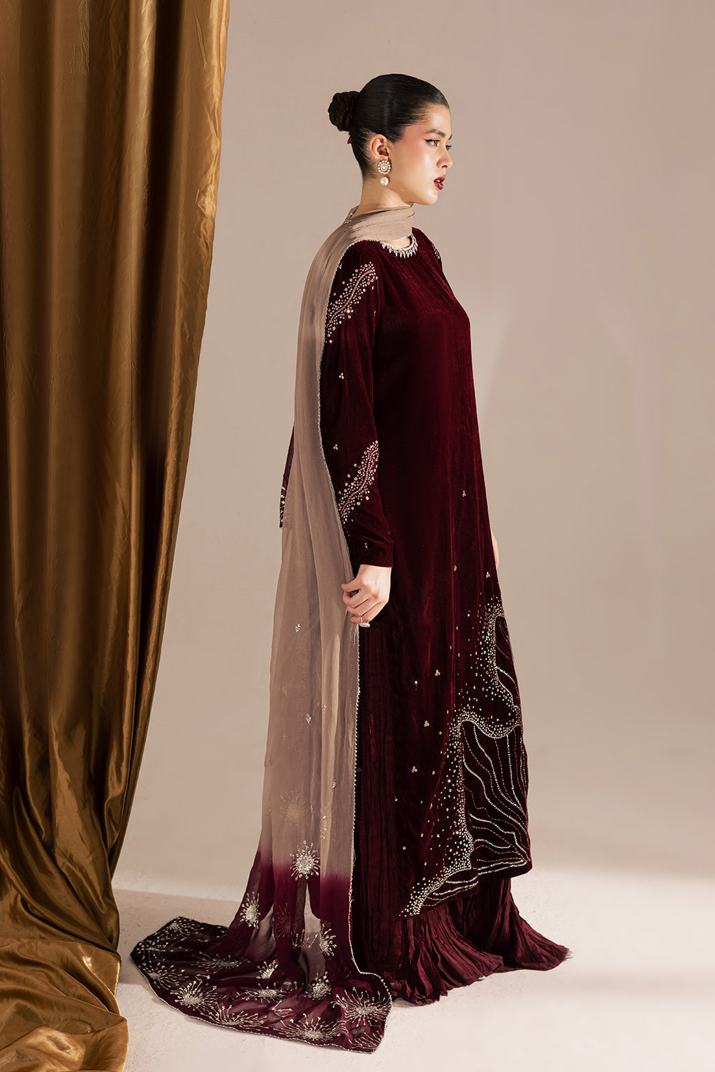 Vanya | Velvet Muse | KV-57 - Riwayat e Khas