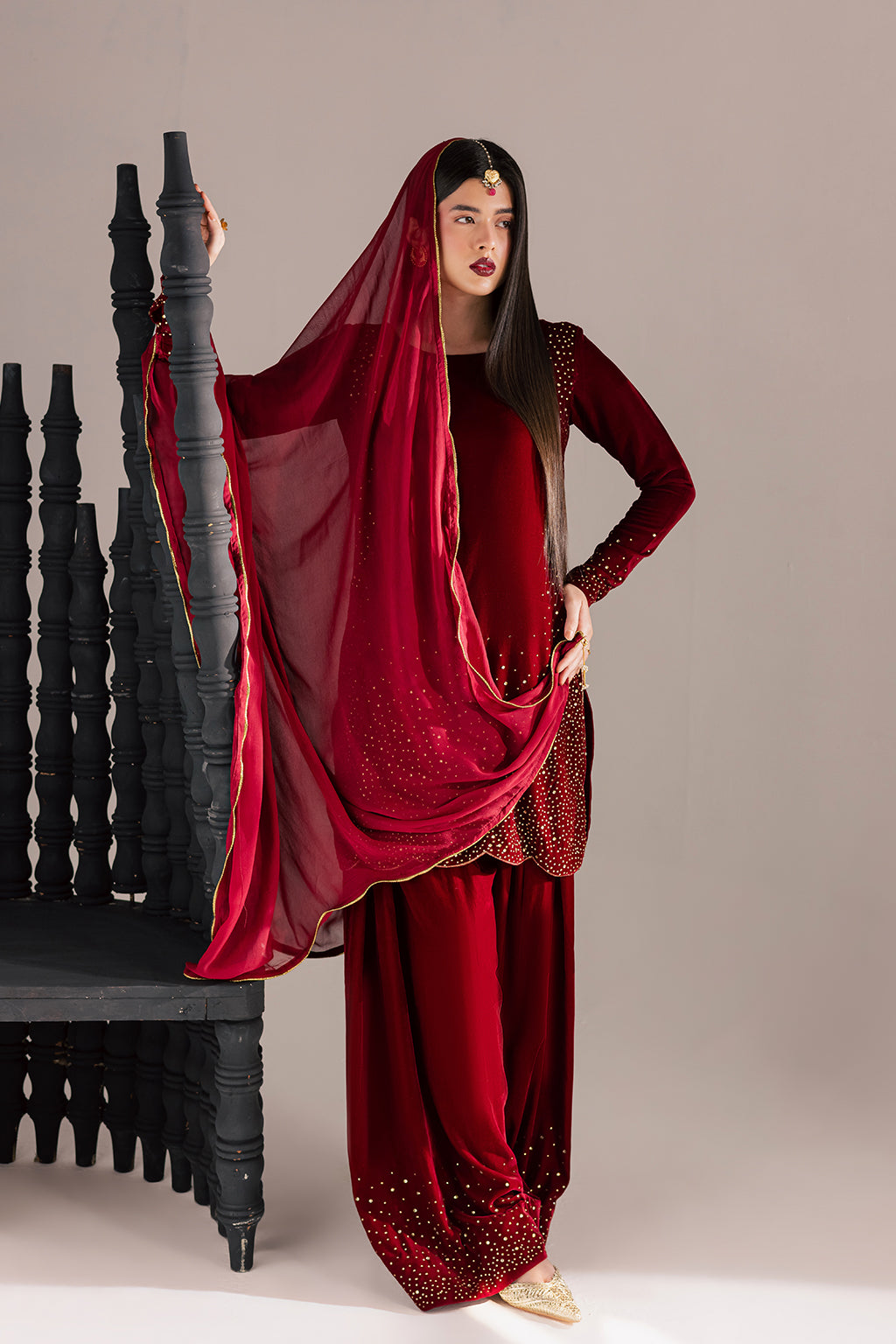 Vanya | Velvet Muse | KV-61 - Riwayat e Khas
