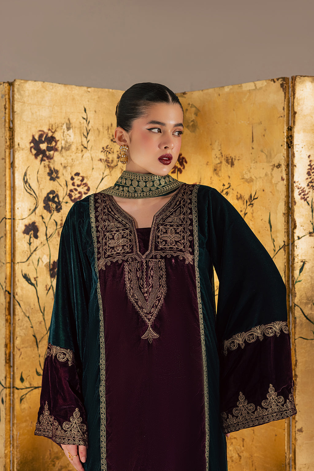 Vanya | Velvet Muse | KV-58 - Riwayat e Khas