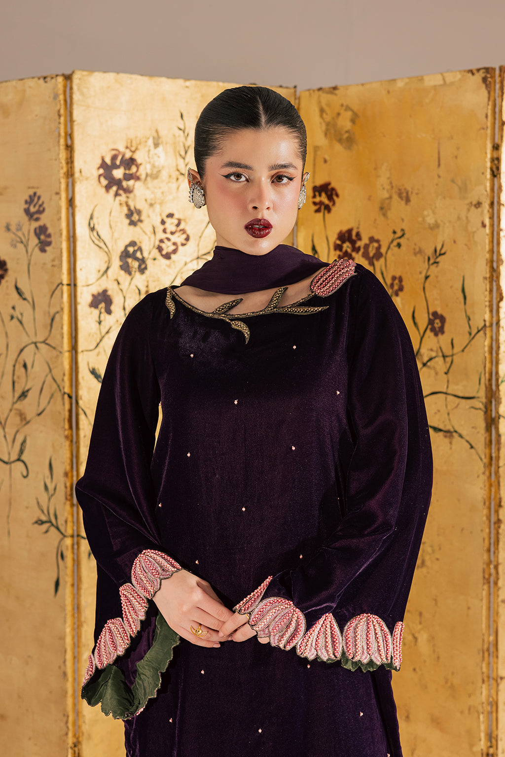 Vanya | Velvet Muse | KV-59 - Riwayat e Khas