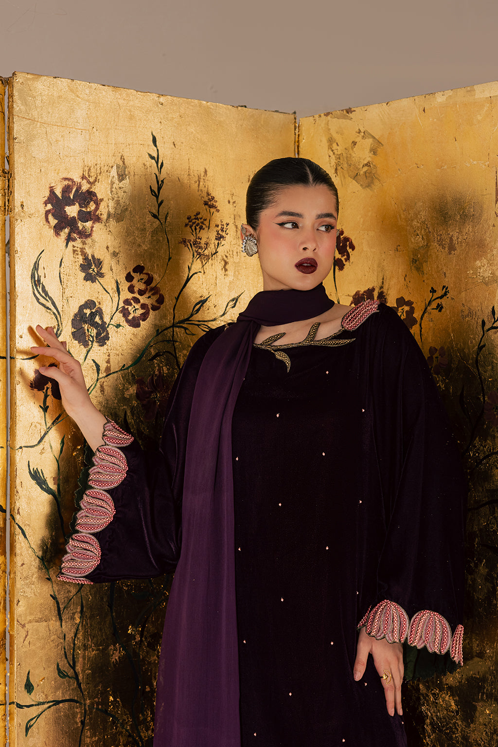 Vanya | Velvet Muse | KV-59 - Riwayat e Khas