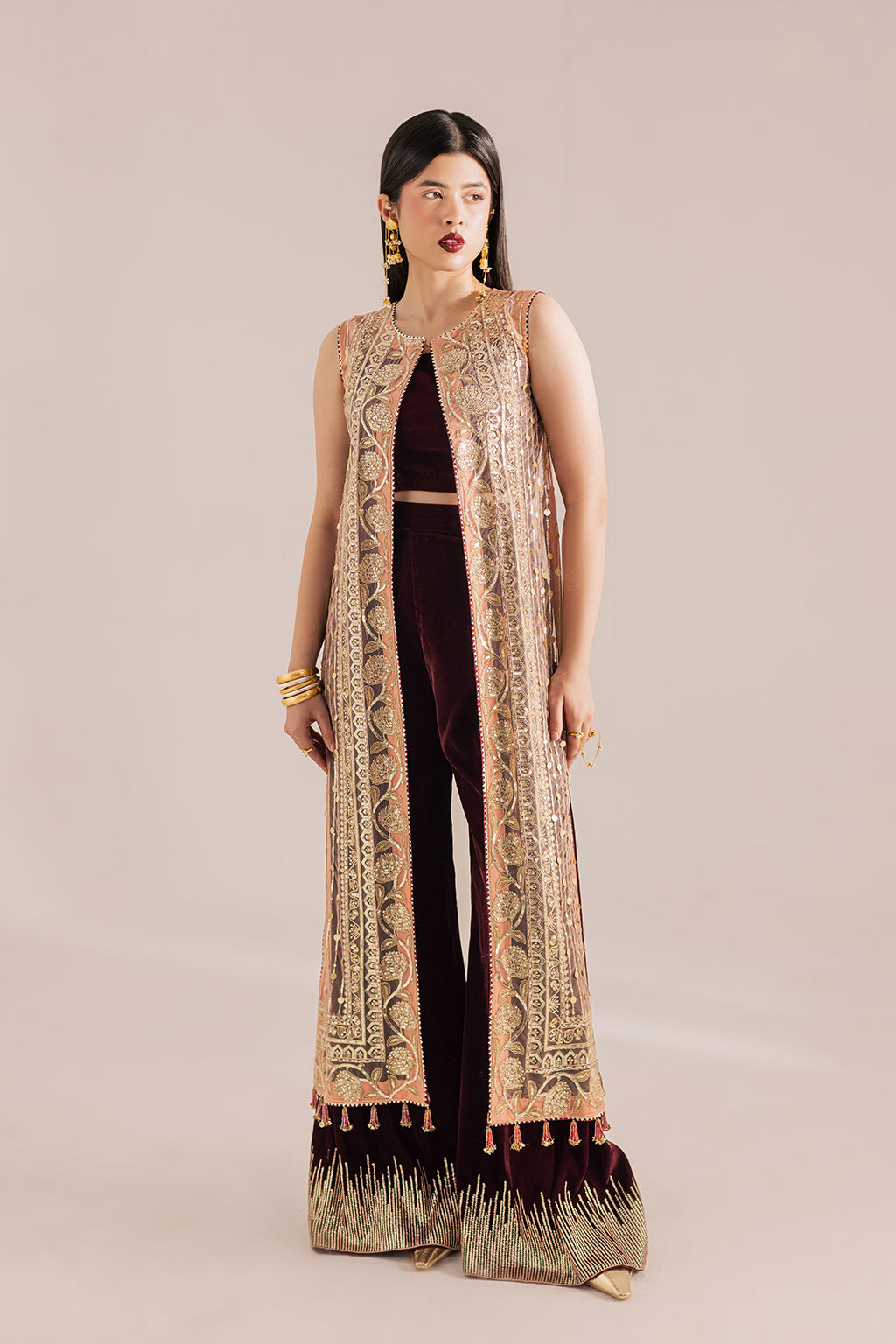 Vanya | Velvet Muse | KV-64 - Riwayat e Khas