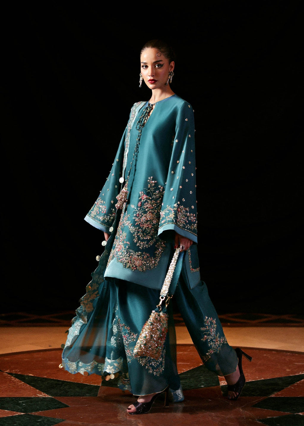 Hussain Rehar | The Scent Luxury Pret SS 25 | Verta