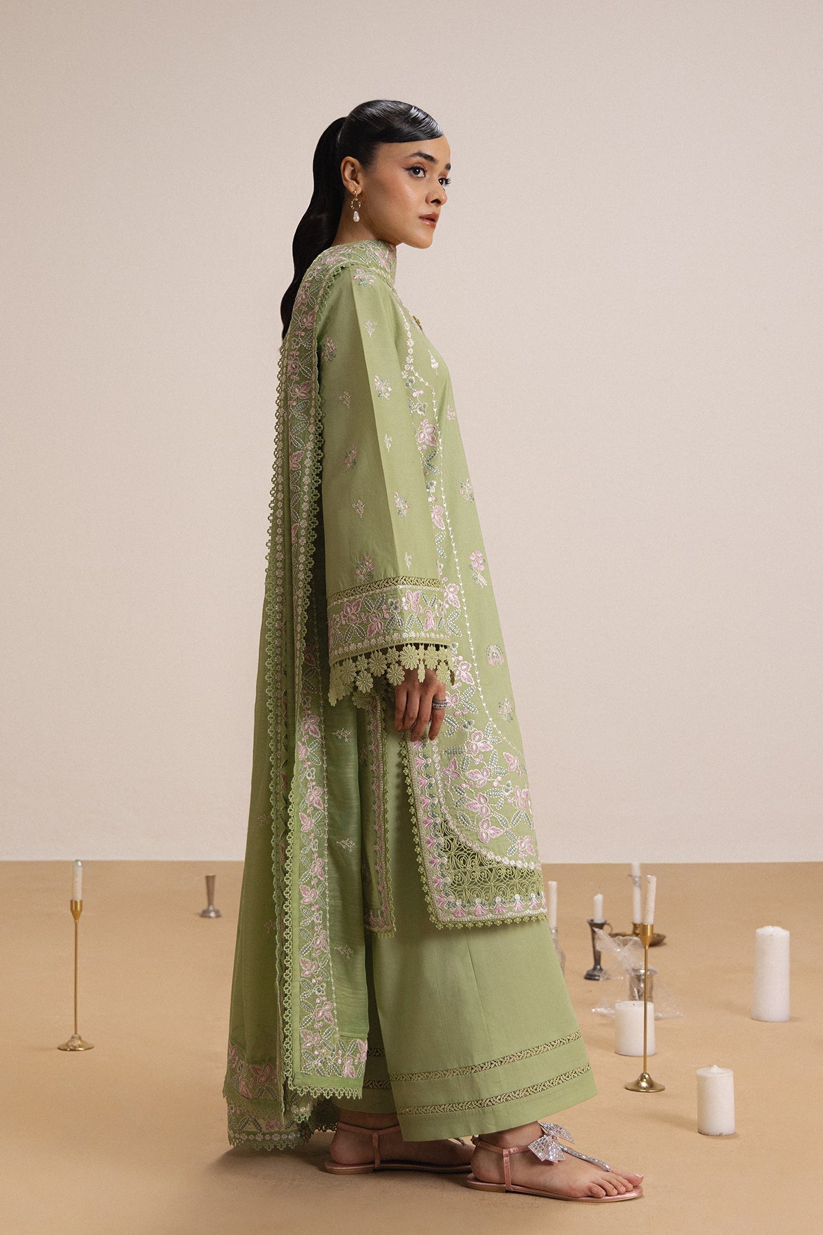 Afrozeh | Basic Pret '26 | NACRE