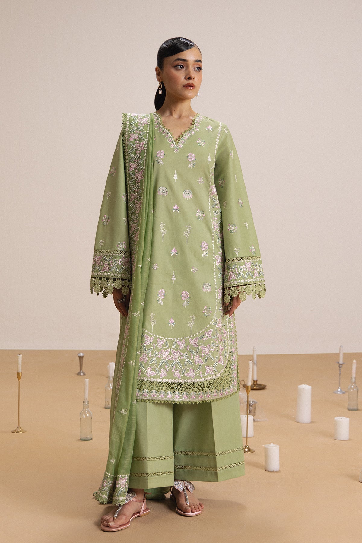 Afrozeh | Basic Pret '26 | NACRE