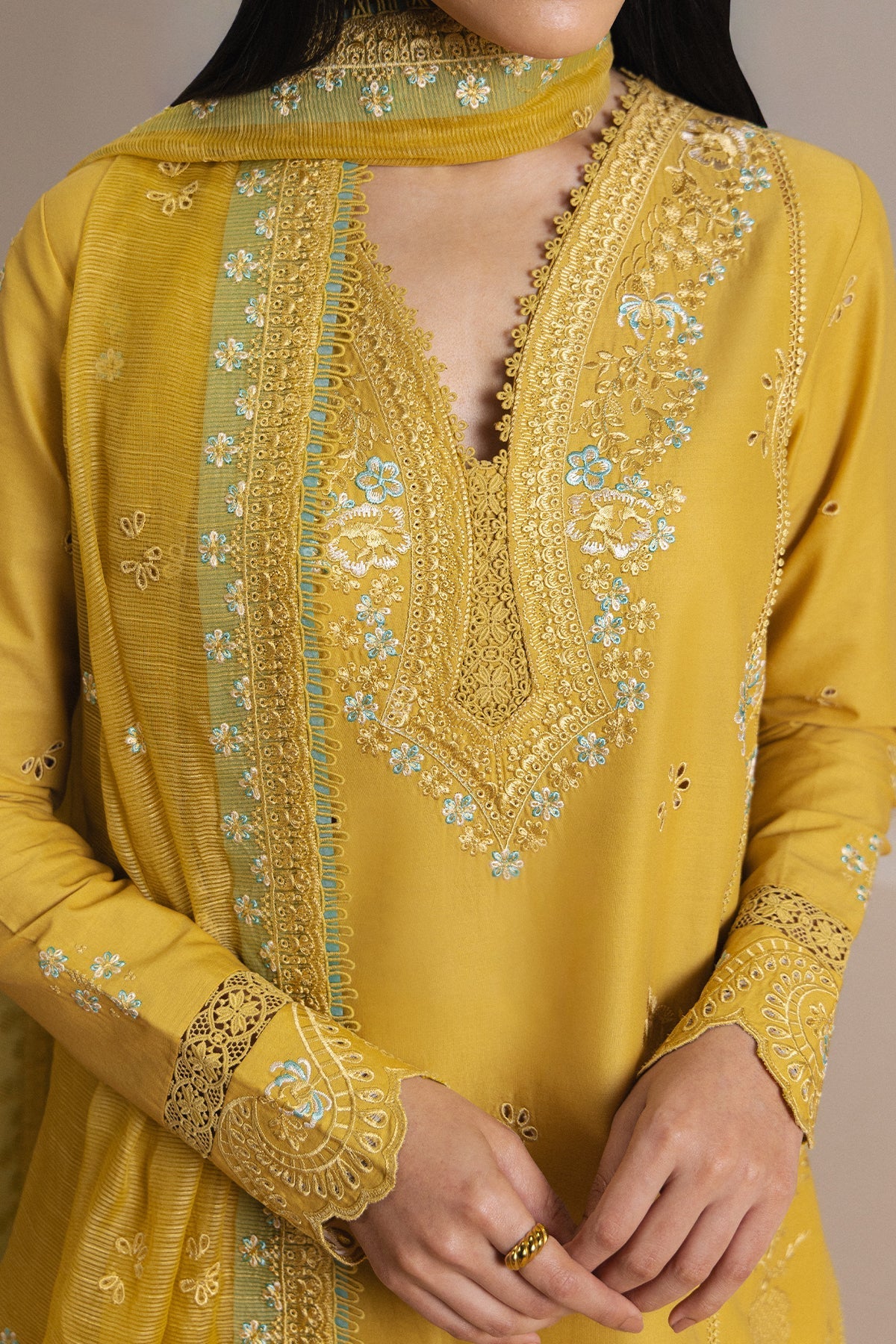 Afrozeh | Basic Pret '26 | ROUGE
