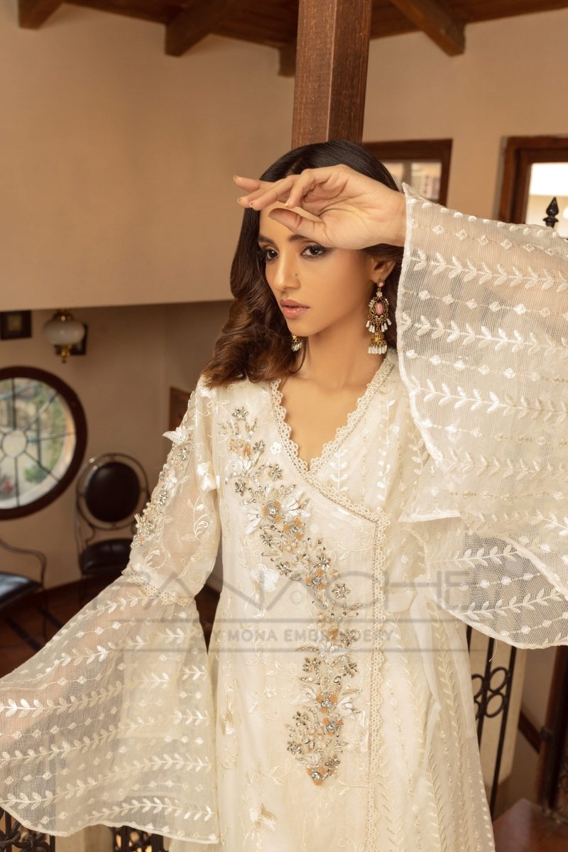 Panache | Pret | White Mystique