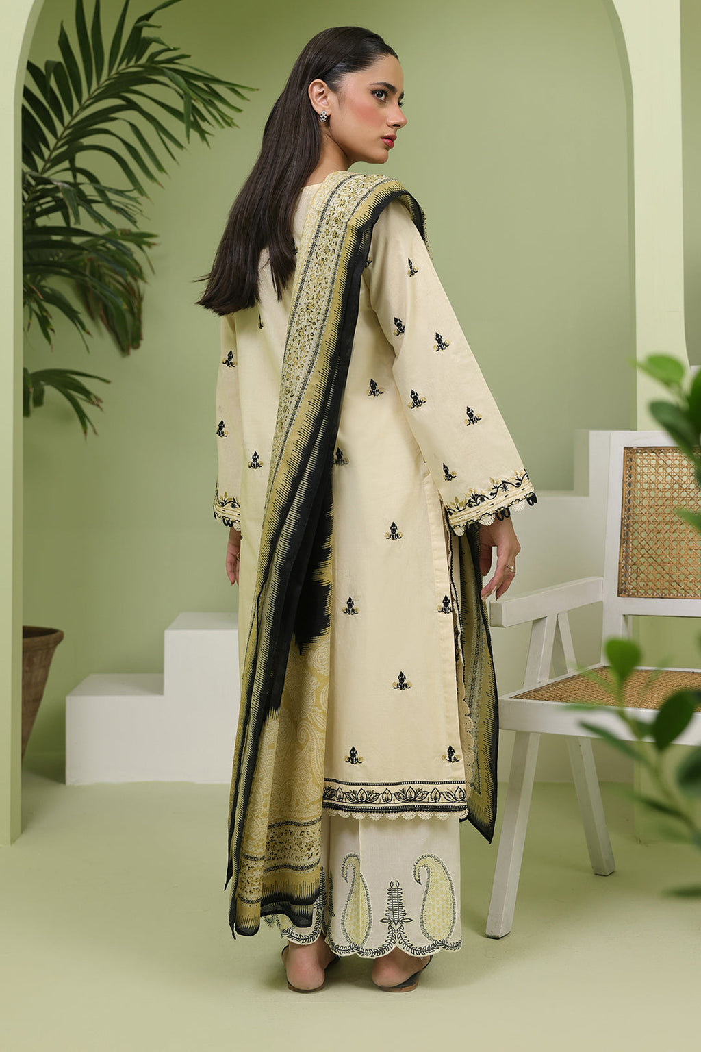 Zellbury | Unstitched 3 Piece Lawn | Embroidered Shirt Shalwar Dupatta - 1369 - Libasekhas