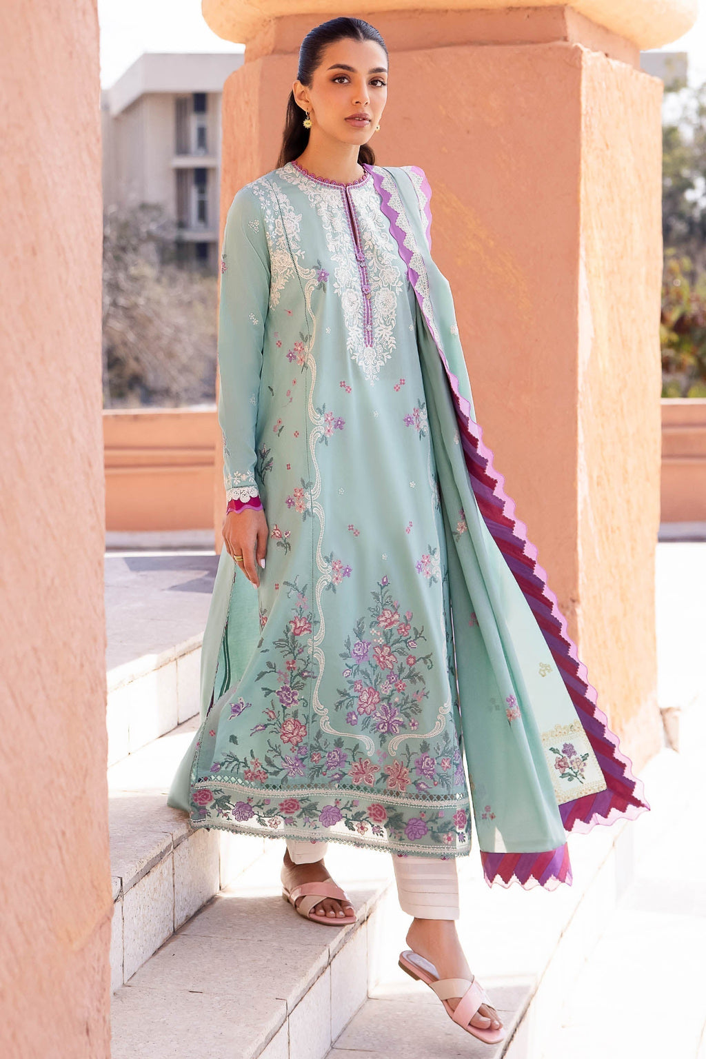 Zaha | Lawn 24 | LARMINA (ZL24-02 A) - House Of Anaya