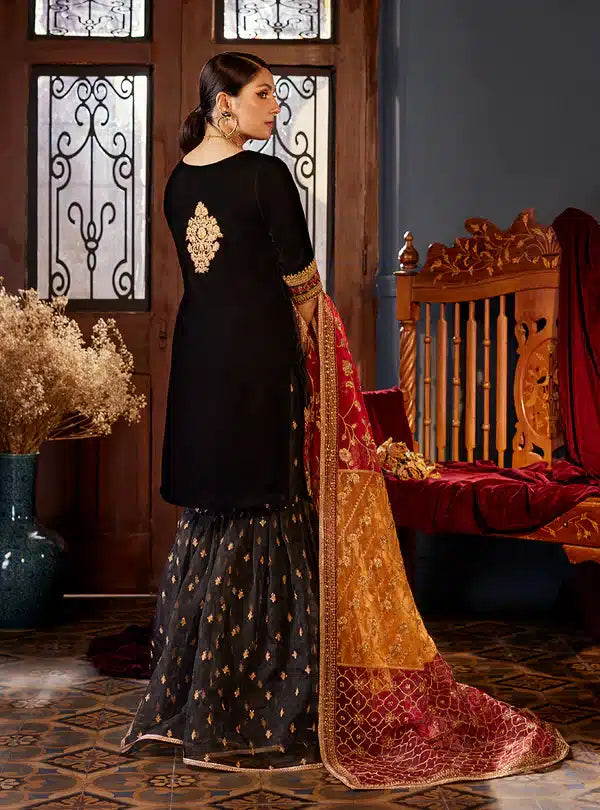 Zainab Chottani | Luxury Velvet Collection 23 | Mehr Mah - Riwayat-e-Khas
