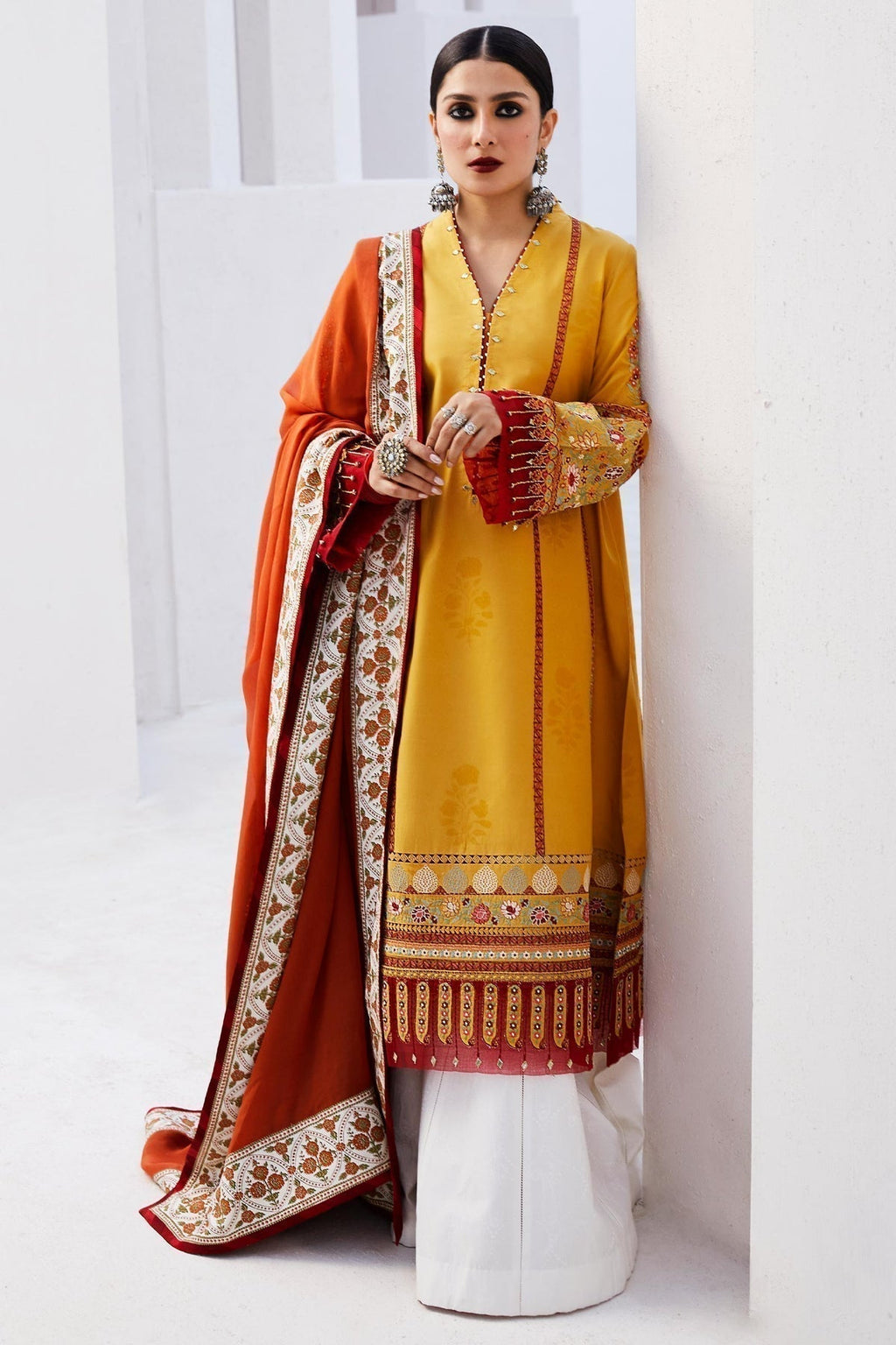 Zara Shahjahan | Luxury Lawn 24 | SANDAL-10A - Riwayat-e-Khas