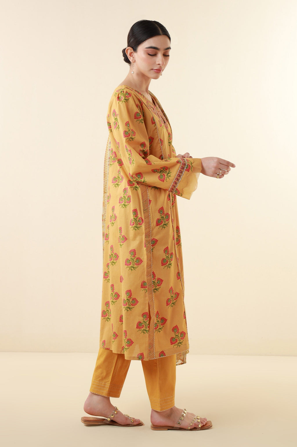 Zeen | Summer Collection 24 | 34209 - House Of Anaya