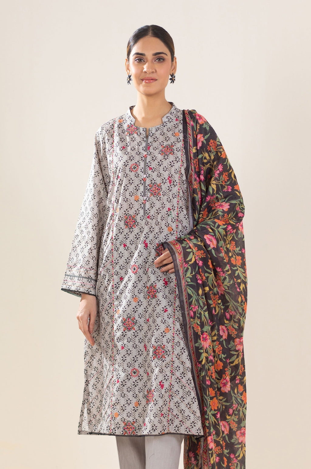 Zeen | Summer Collection 24 | 34218 - House Of Anaya