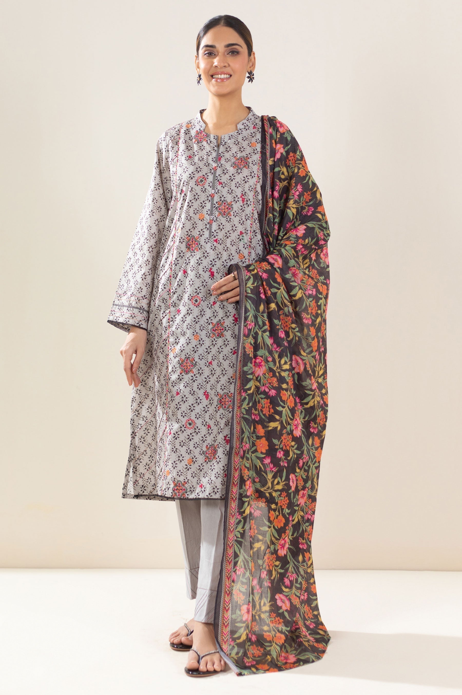 Zeen | Summer Collection 24 | 34218 - House Of Anaya