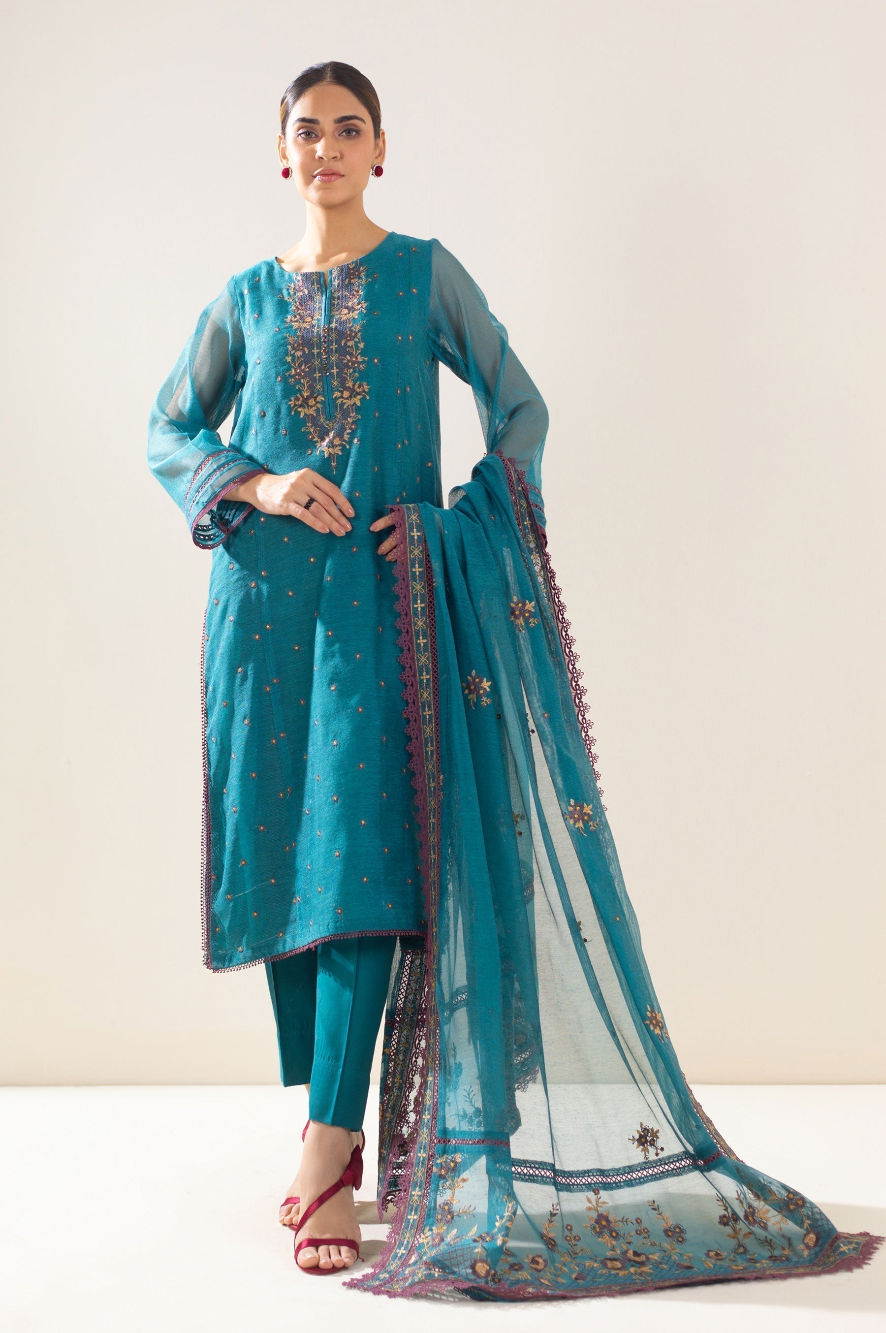 Zeen | Summer Collection 24 | 33248 - House Of Anaya