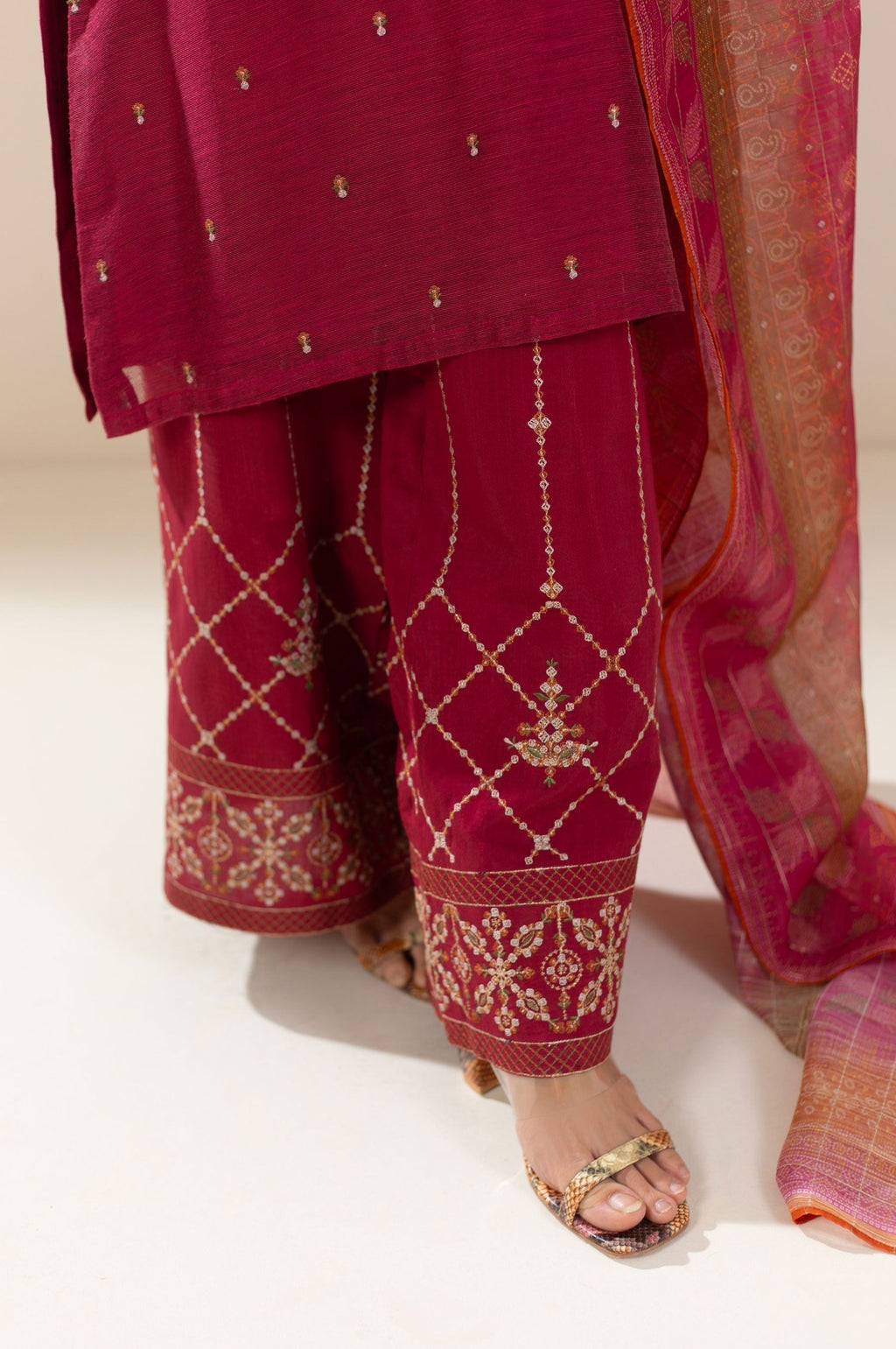Zeen | Summer Collection 24 | 34104 - House Of Anaya